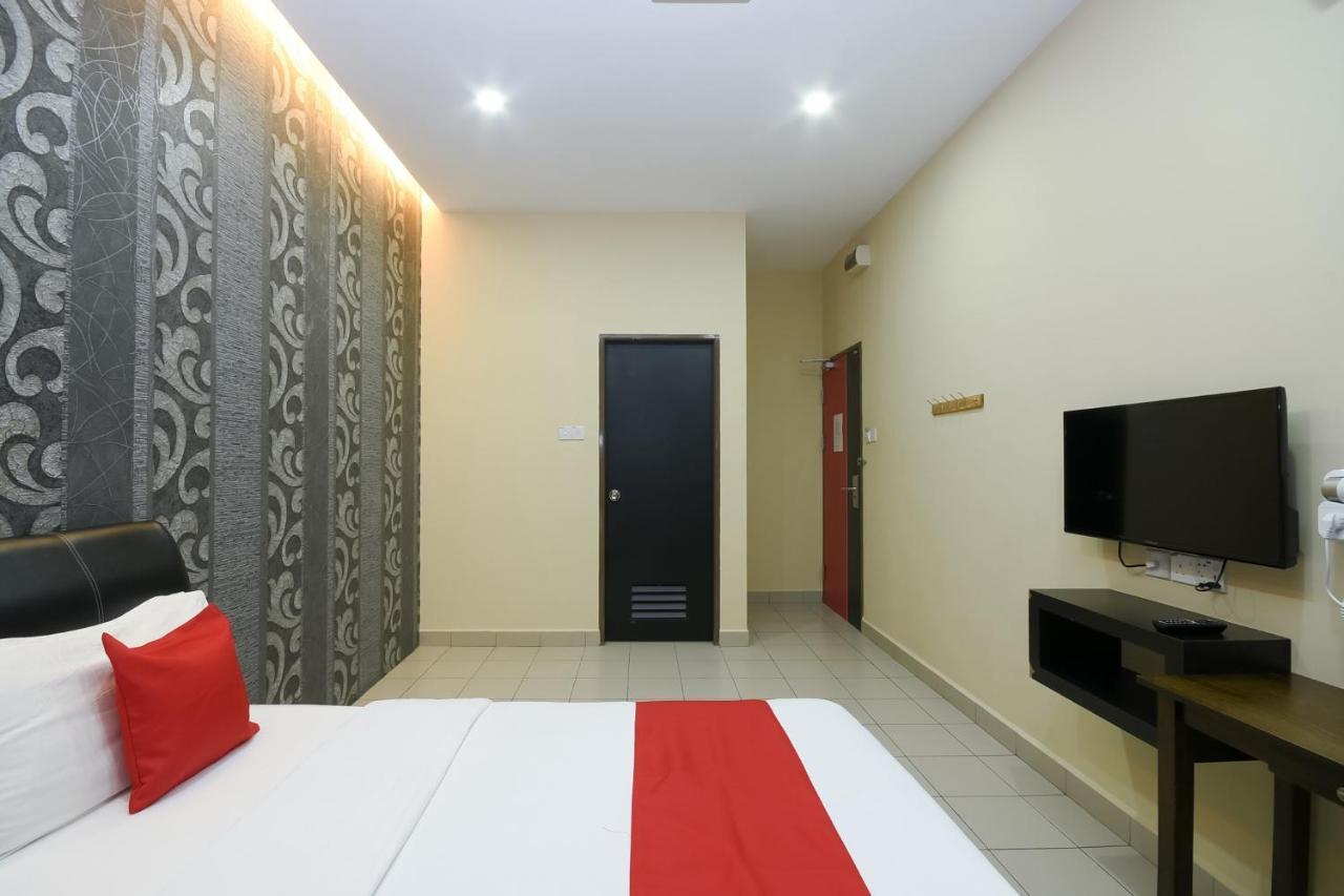Oyo 89301 Ys Inn Miri Eksteriør billede