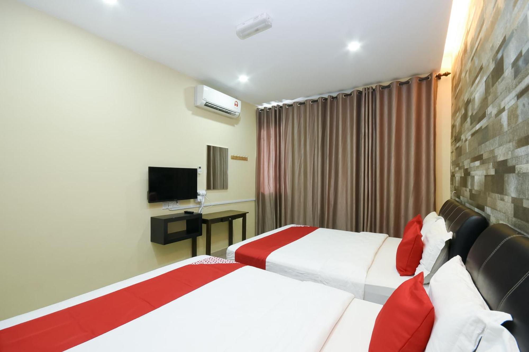 Oyo 89301 Ys Inn Miri Eksteriør billede