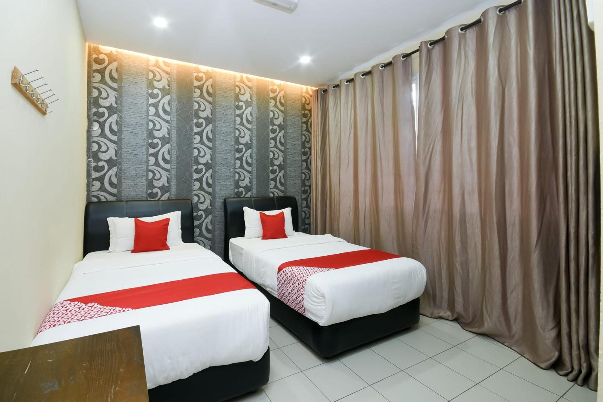 Oyo 89301 Ys Inn Miri Eksteriør billede