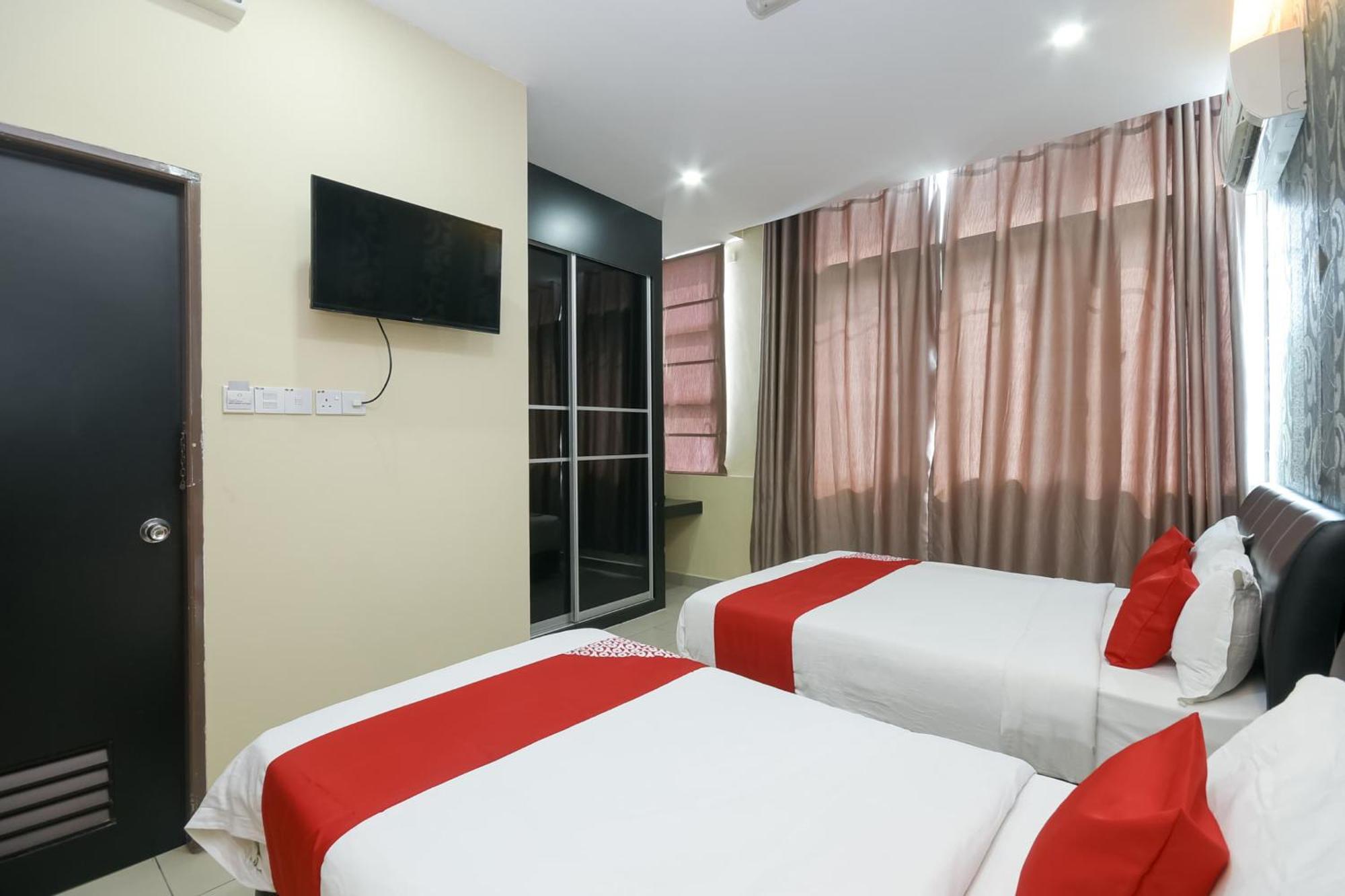 Oyo 89301 Ys Inn Miri Eksteriør billede