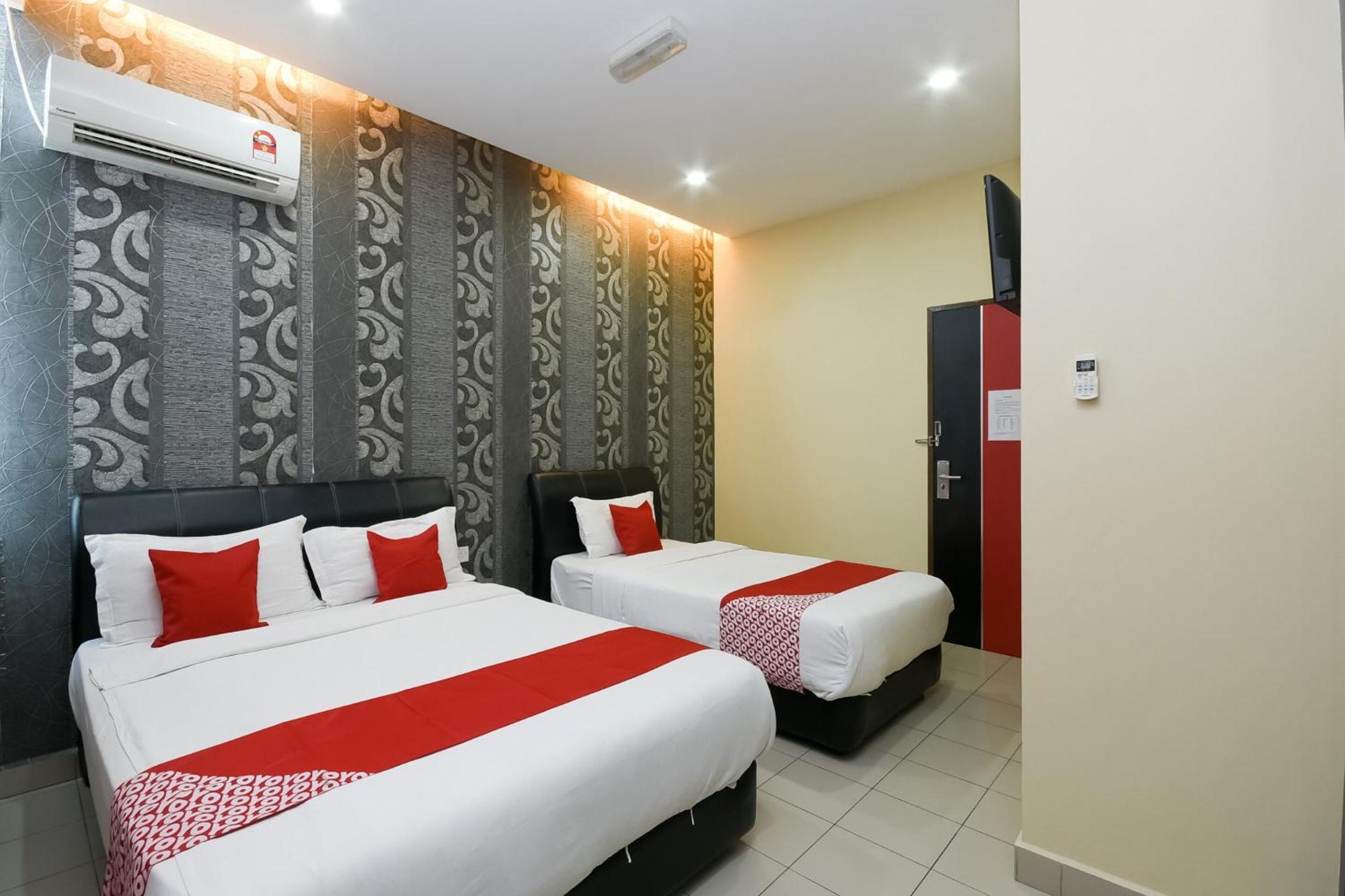 Oyo 89301 Ys Inn Miri Eksteriør billede