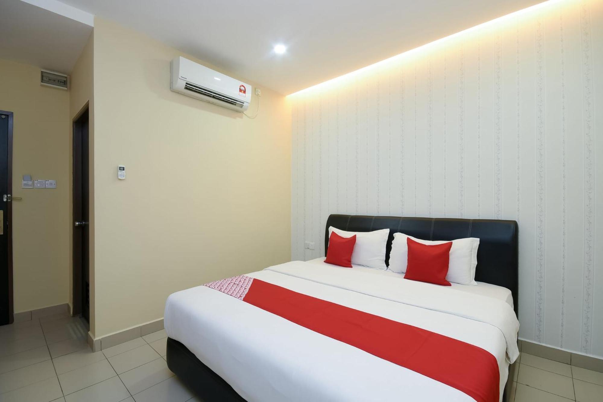 Oyo 89301 Ys Inn Miri Eksteriør billede