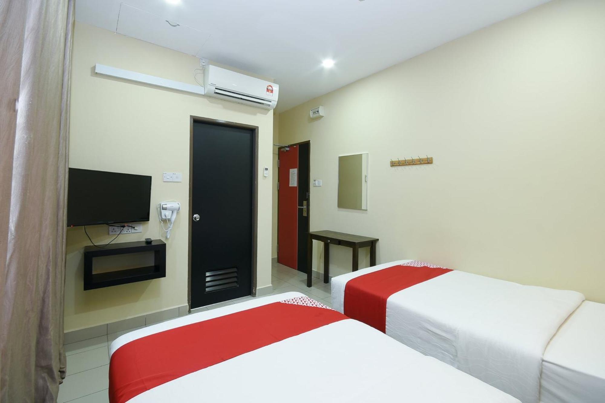 Oyo 89301 Ys Inn Miri Eksteriør billede
