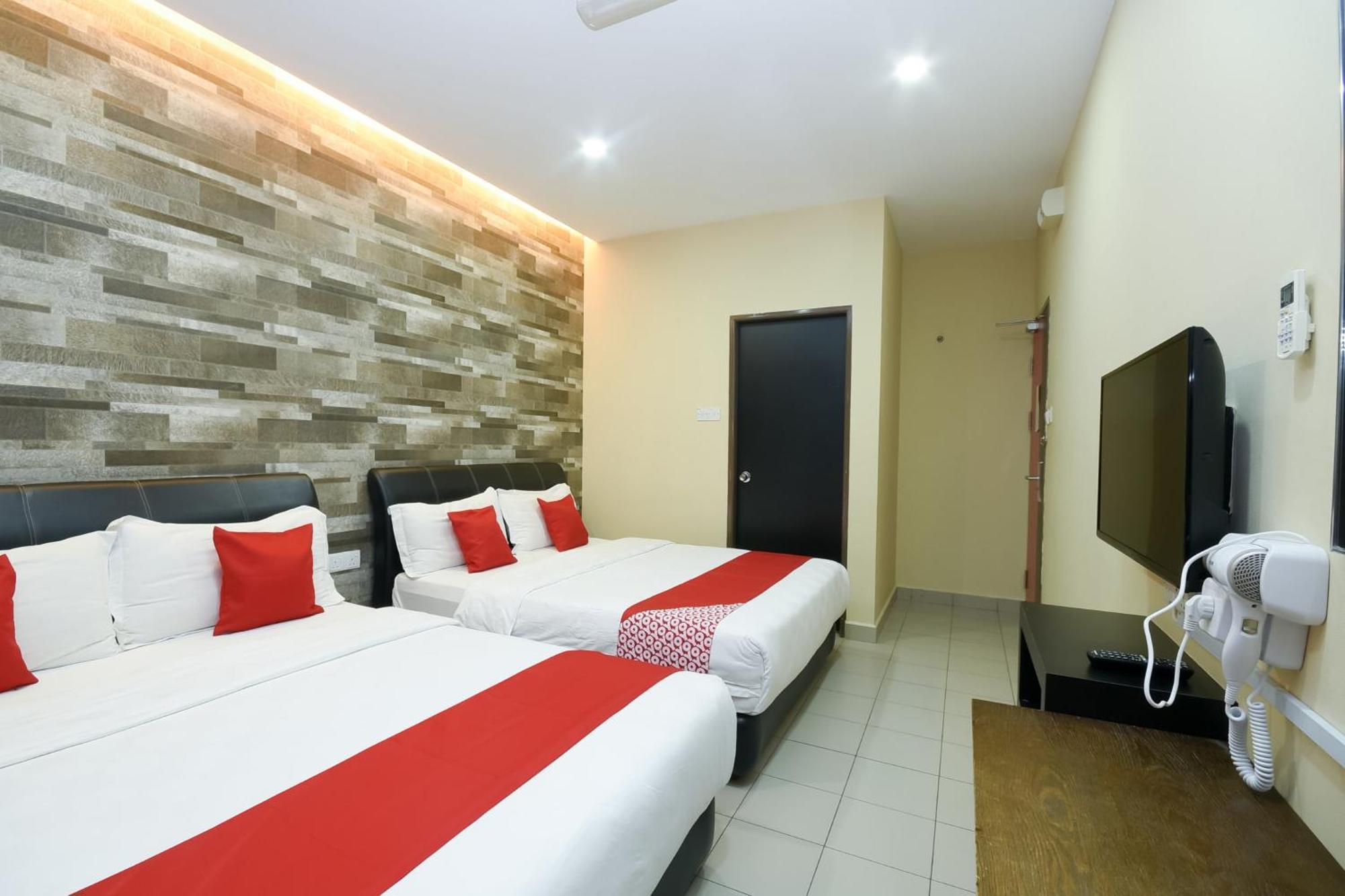 Oyo 89301 Ys Inn Miri Eksteriør billede