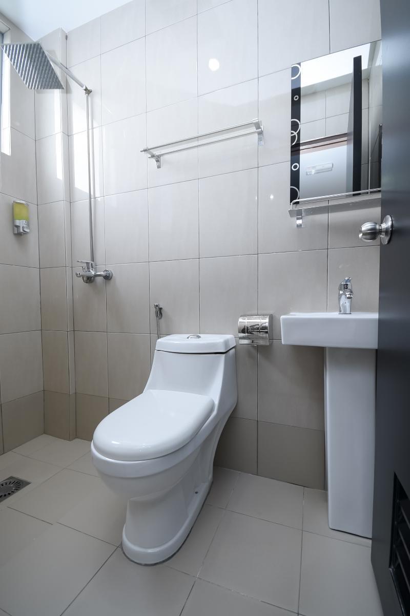 Oyo 89301 Ys Inn Miri Eksteriør billede